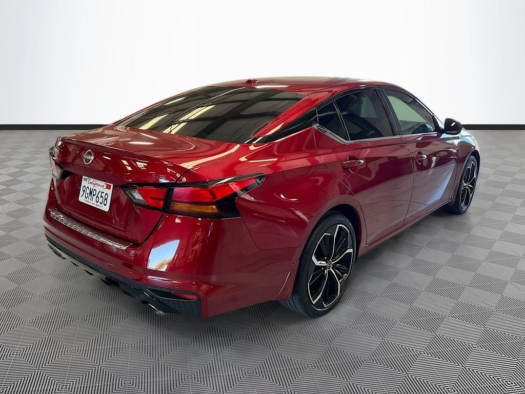 2023 Nissan Altima 2.5 SR