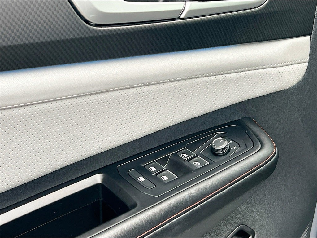 2024 Volkswagen Atlas 2.0T Peak Edition SE w/Technology