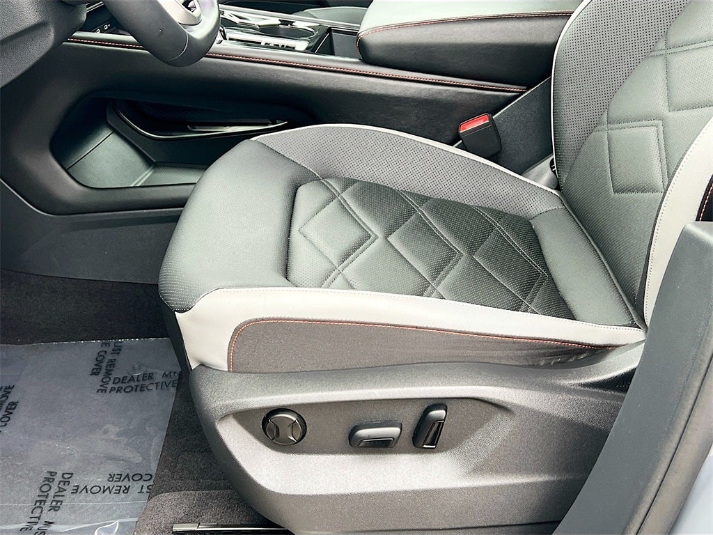 2024 Volkswagen Atlas 2.0T Peak Edition SE w/Technology