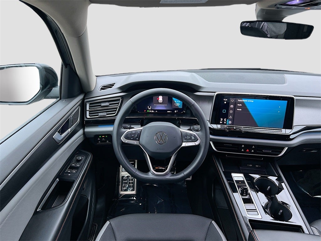 2024 Volkswagen Atlas 2.0T Peak Edition SE w/Technology