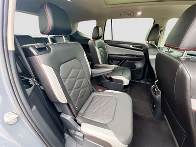 2024 Volkswagen Atlas 2.0T Peak Edition SE w/Technology