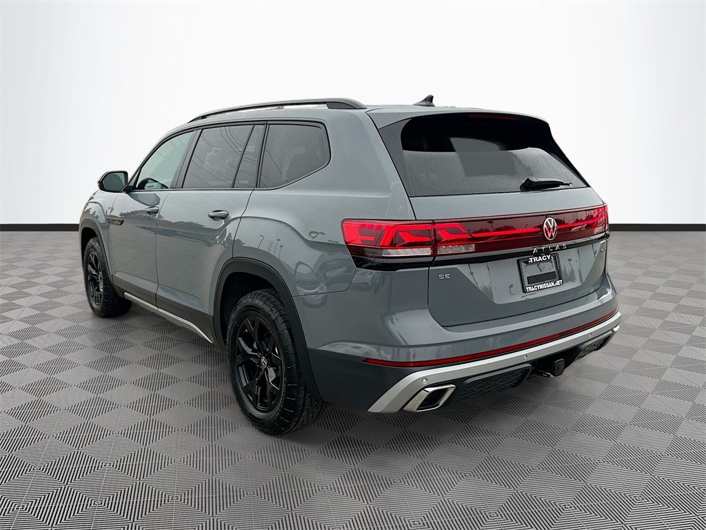 2024 Volkswagen Atlas 2.0T Peak Edition SE w/Technology