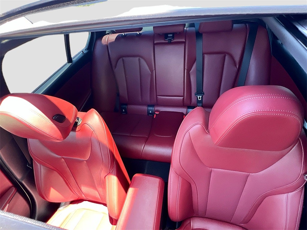 2023 BMW 3 Series 330e iPerformance