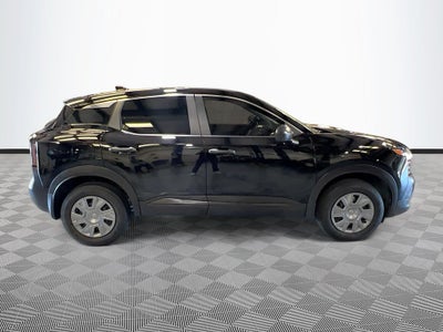 2025 Nissan Kicks S