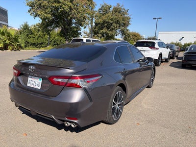 2019 Toyota Camry SE