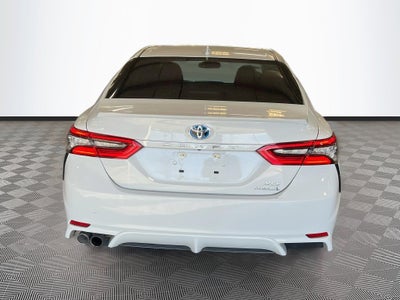 2022 Toyota Camry Hybrid XSE