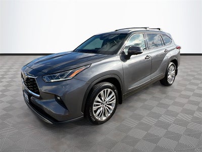 2023 Toyota Highlander Platinum