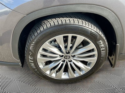 2023 Toyota Highlander Platinum