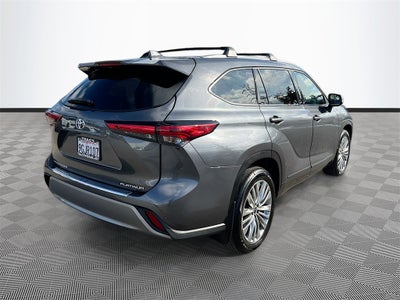 2023 Toyota Highlander Platinum