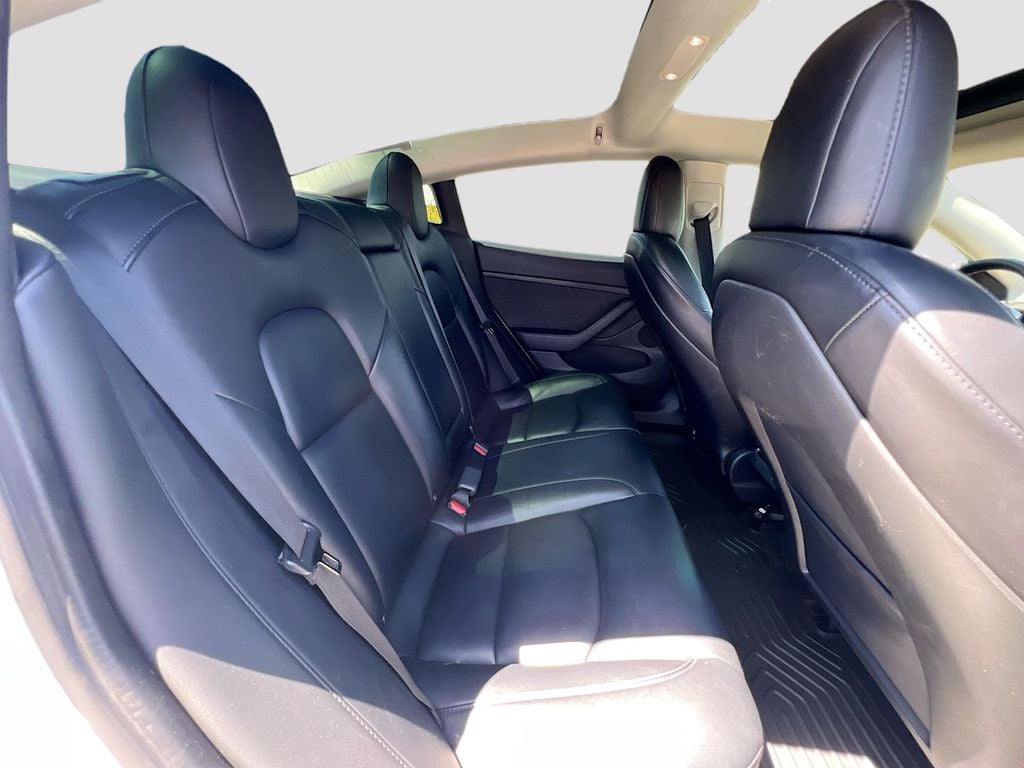 2022 Tesla Model 3 Base