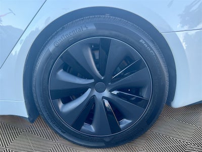 2022 Tesla Model S Base