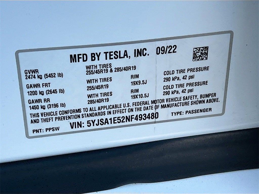 2022 Tesla Model S Base