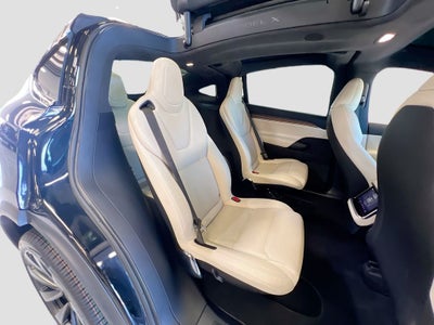 2022 Tesla Model X Base