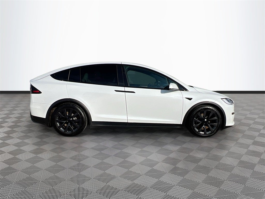 2022 Tesla Model X Base
