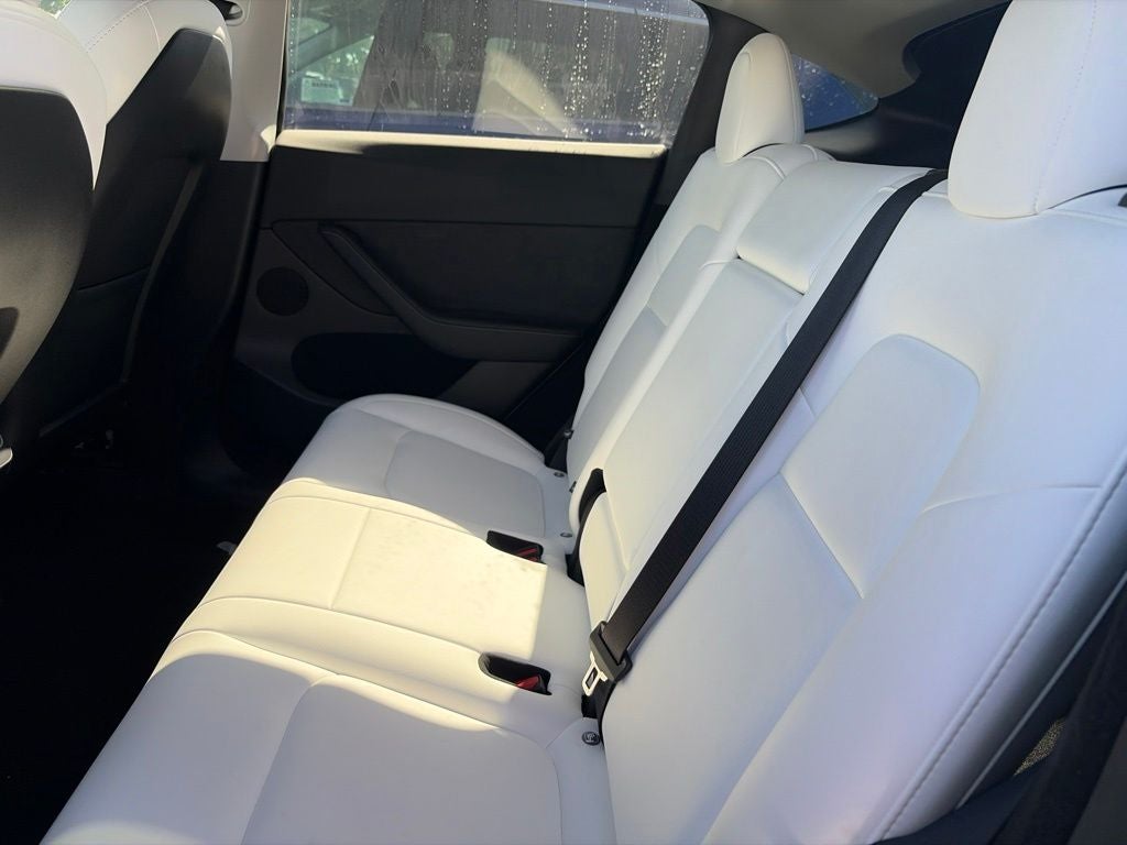 2025 Tesla Model Y Long Range