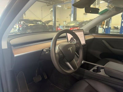 2023 Tesla Model Y Standard Range