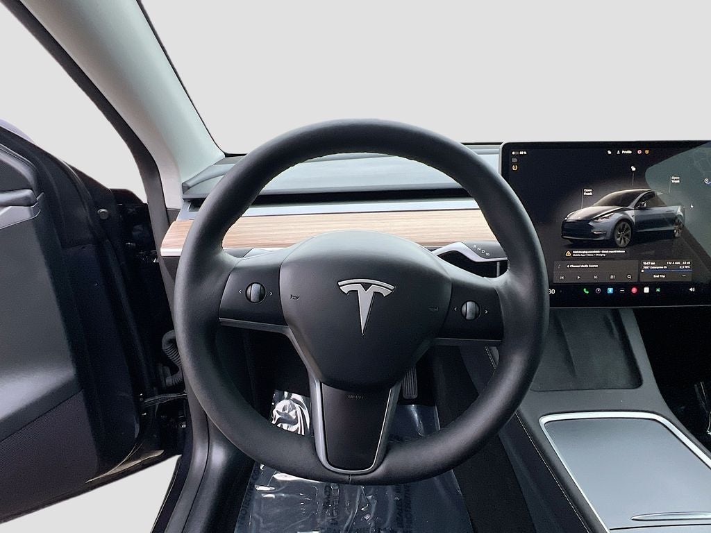 2025 Tesla Model Y Long Range