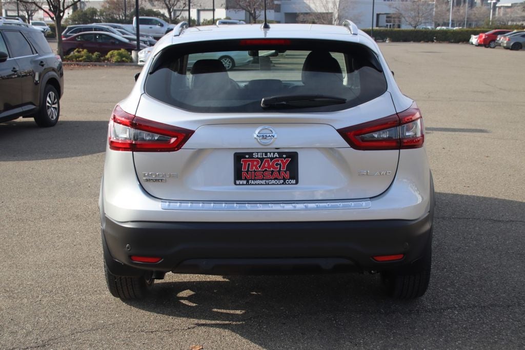2022 Nissan Rogue Sport SL