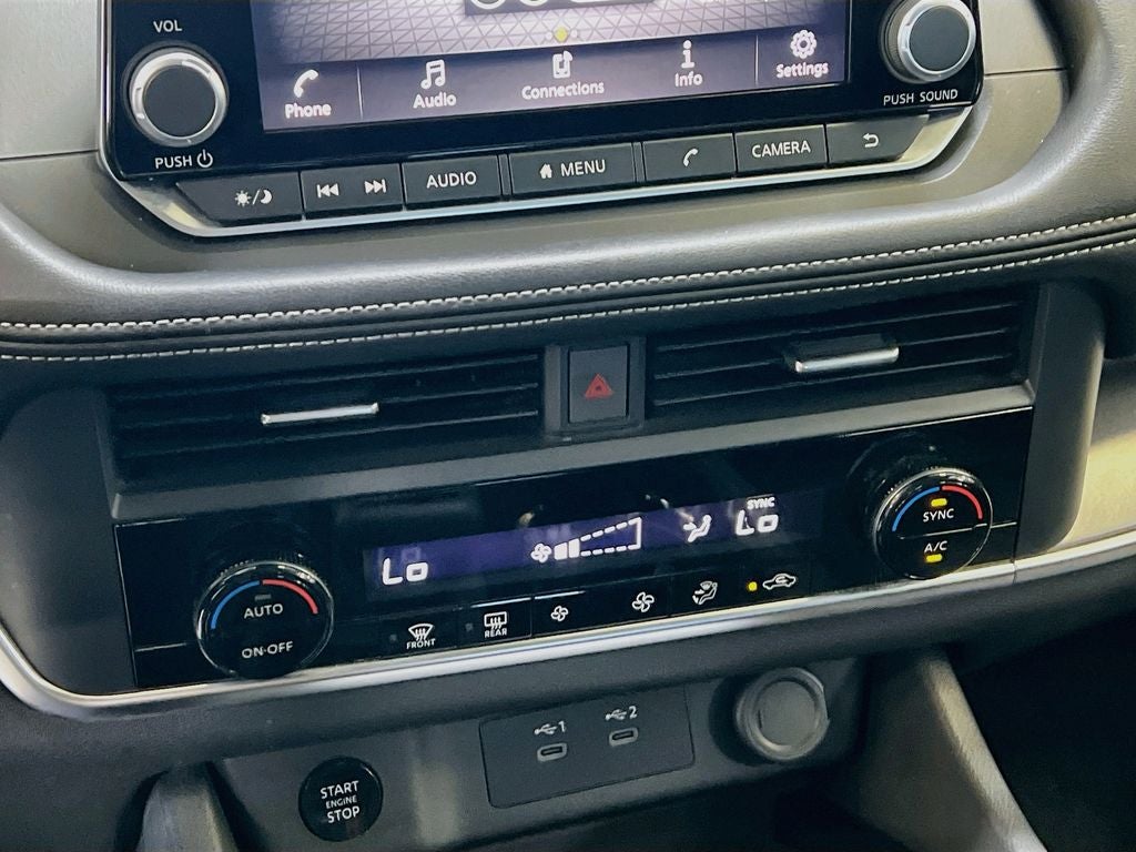 2025 Nissan Rogue SV