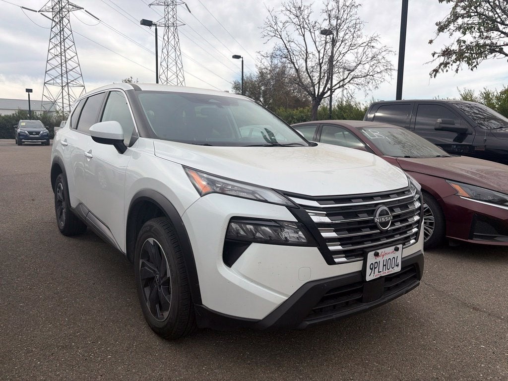 2025 Nissan Rogue SV