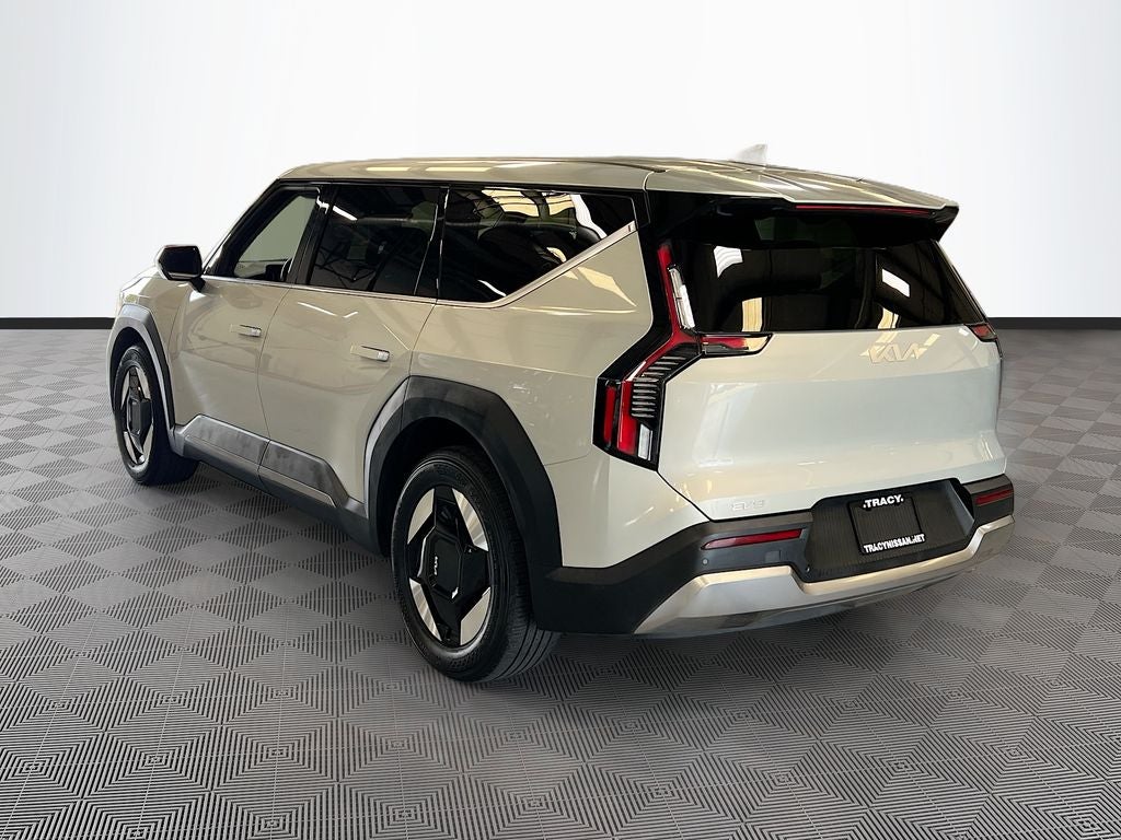 2024 Kia EV9 Light