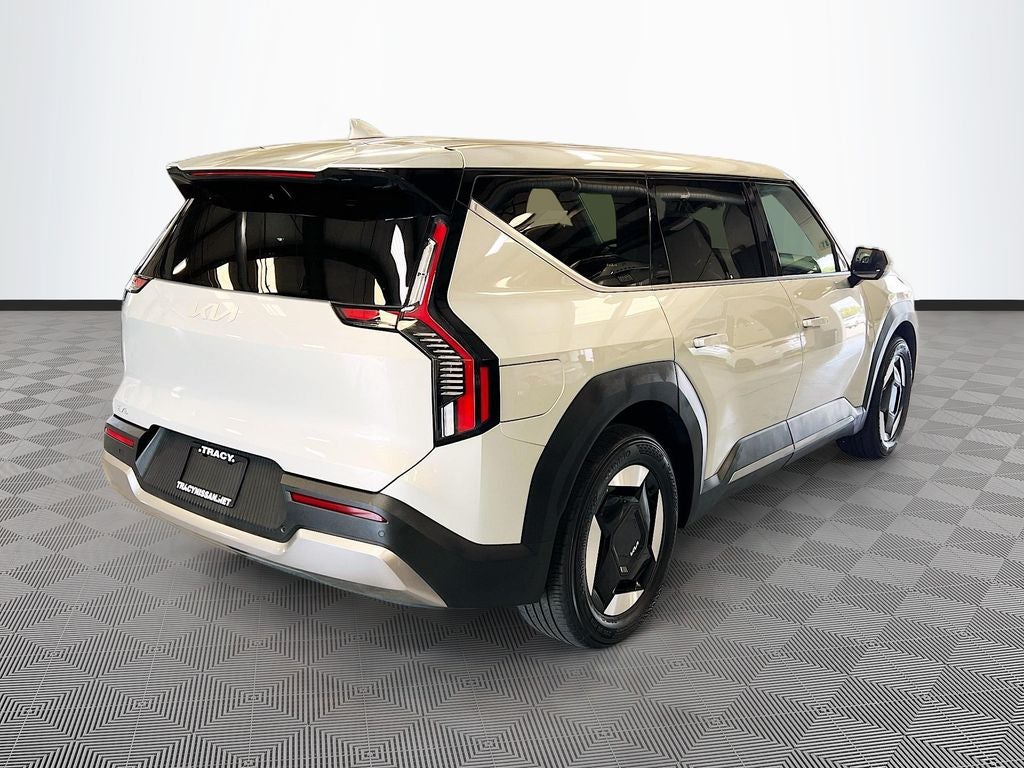 2024 Kia EV9 Light