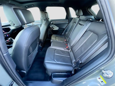 2022 Audi Q3 Premium quattro