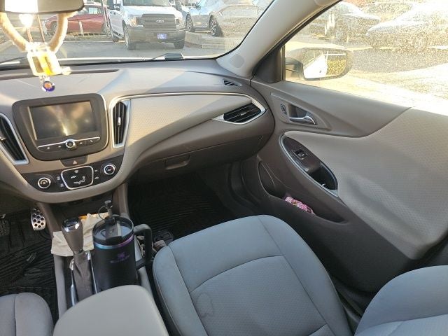2016 Chevrolet Malibu LS 1FL