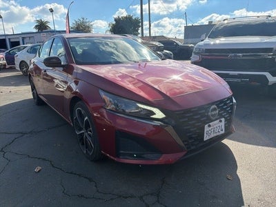 2023 Nissan Altima 2.5 SR