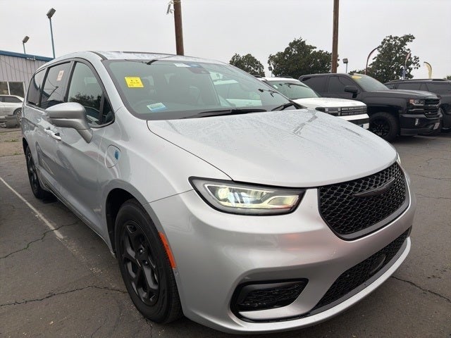 2022 Chrysler Pacifica Hybrid Limited