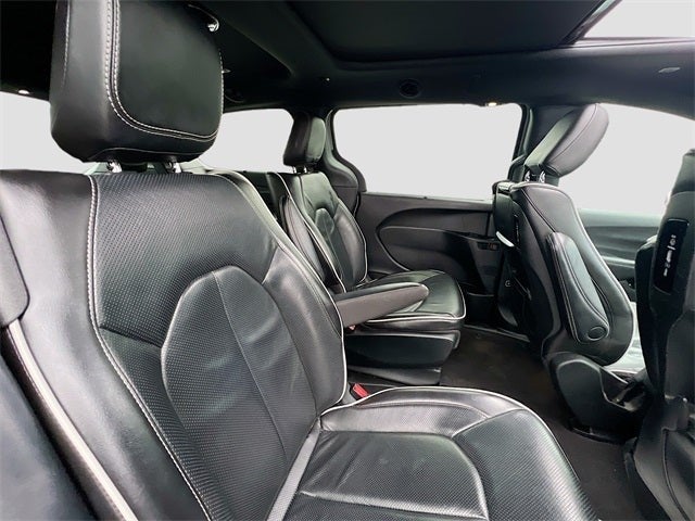 2022 Chrysler Pacifica Hybrid Limited