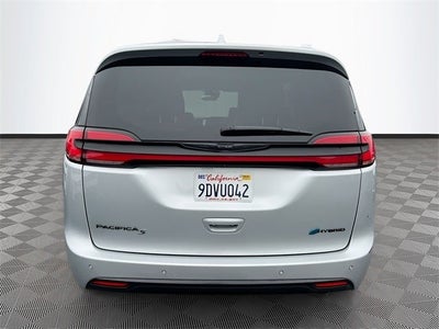 2022 Chrysler Pacifica Hybrid Limited