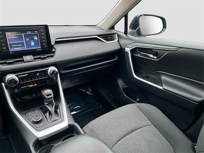 2020 Toyota RAV4 Hybrid XLE