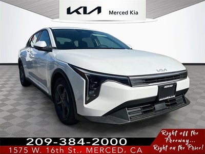 2026 Kia K4 LXS