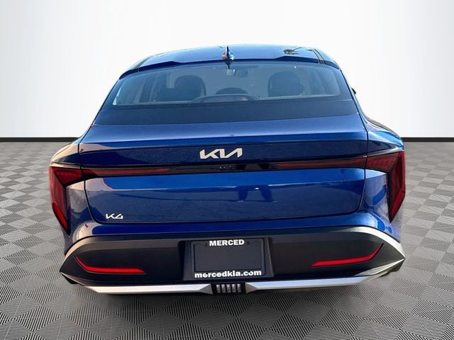 2026 Kia K4 LXS