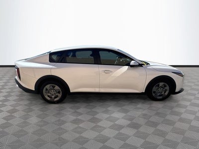 2026 Kia K4 LX
