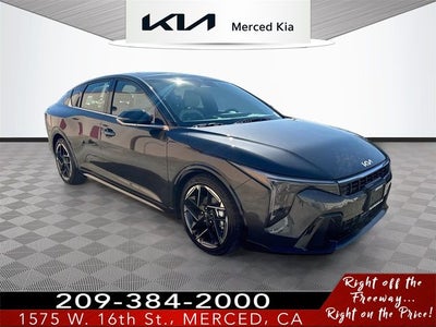 2026 Kia K4 GT-Line
