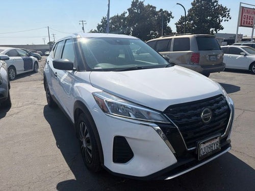 2021 Nissan Kicks S
