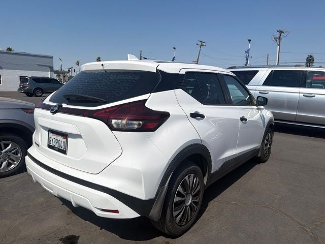 2021 Nissan Kicks S