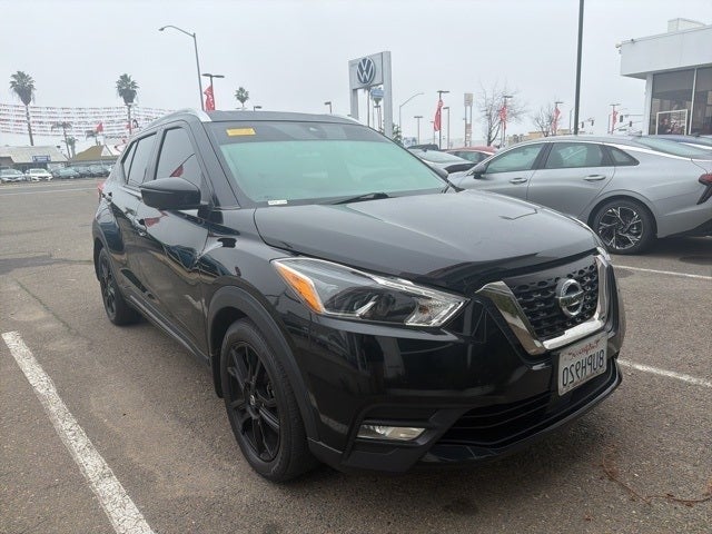 2020 Nissan Kicks SR