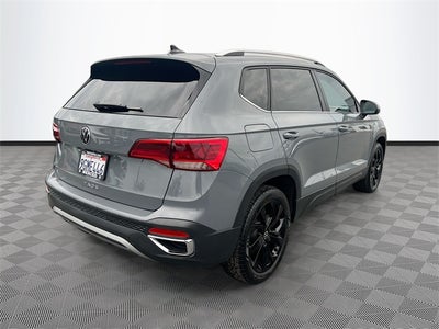 2023 Volkswagen Taos 1.5T SE