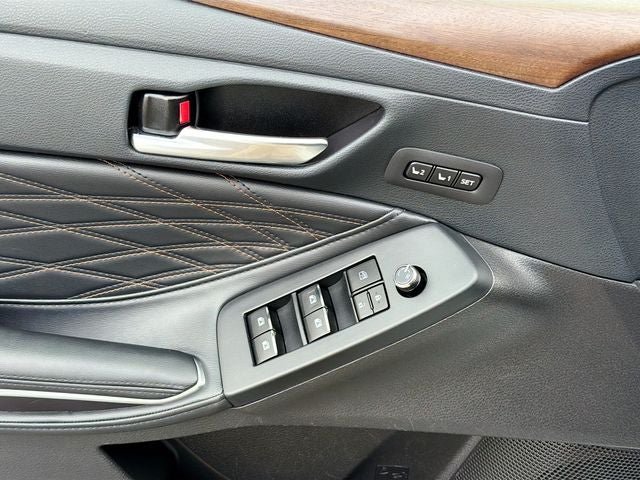 2021 Toyota Avalon Hybrid Limited