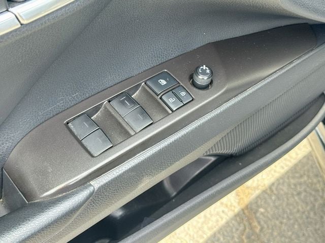 2022 Toyota Camry Hybrid Base