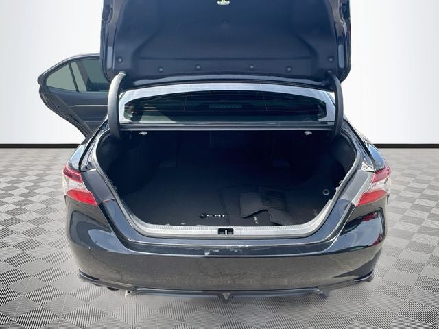 2022 Toyota Camry Hybrid Base