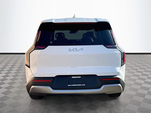 2026 Kia EV9 Light Long Range Light Long Range