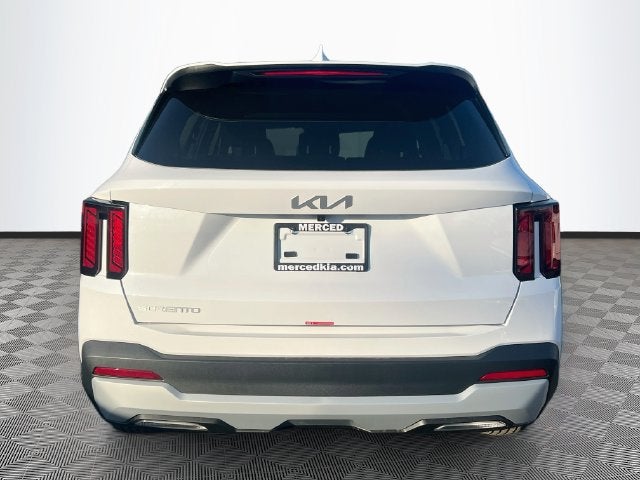 2026 Kia Sorento LX
