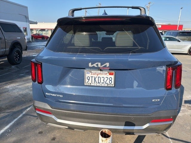 2024 Kia Sorento S