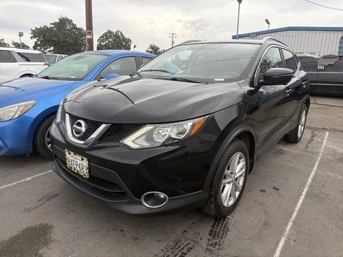 2018 Nissan Rogue Sport SV