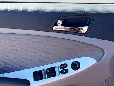 2012 Hyundai Accent GLS