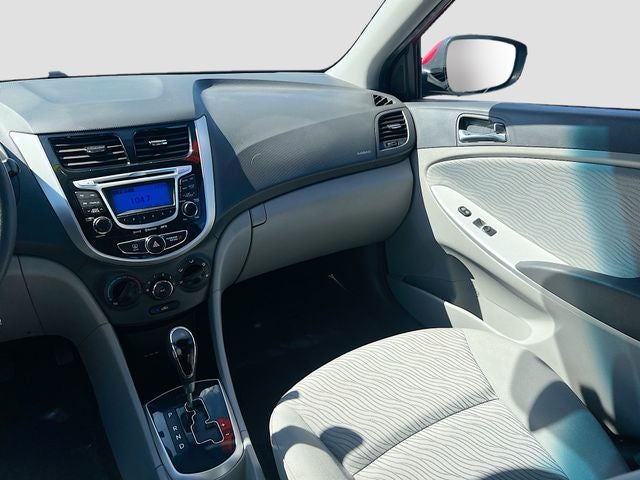 2012 Hyundai Accent GLS